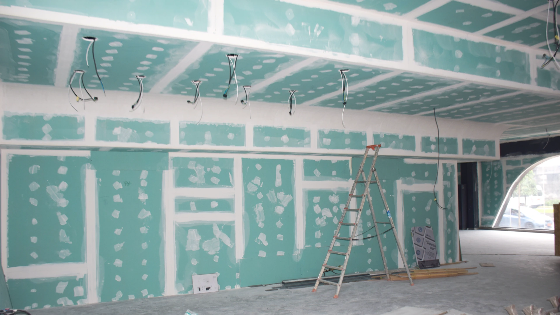 Architectural concrete structure